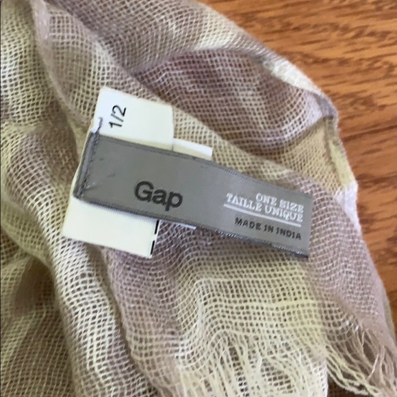 Foliage printed scarf - Picture 3 of 3